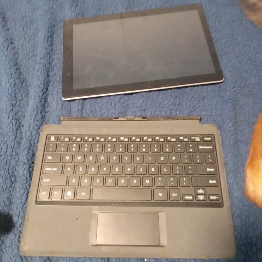 Black RCA WINDOWS Tablet with Detachable Keyboard